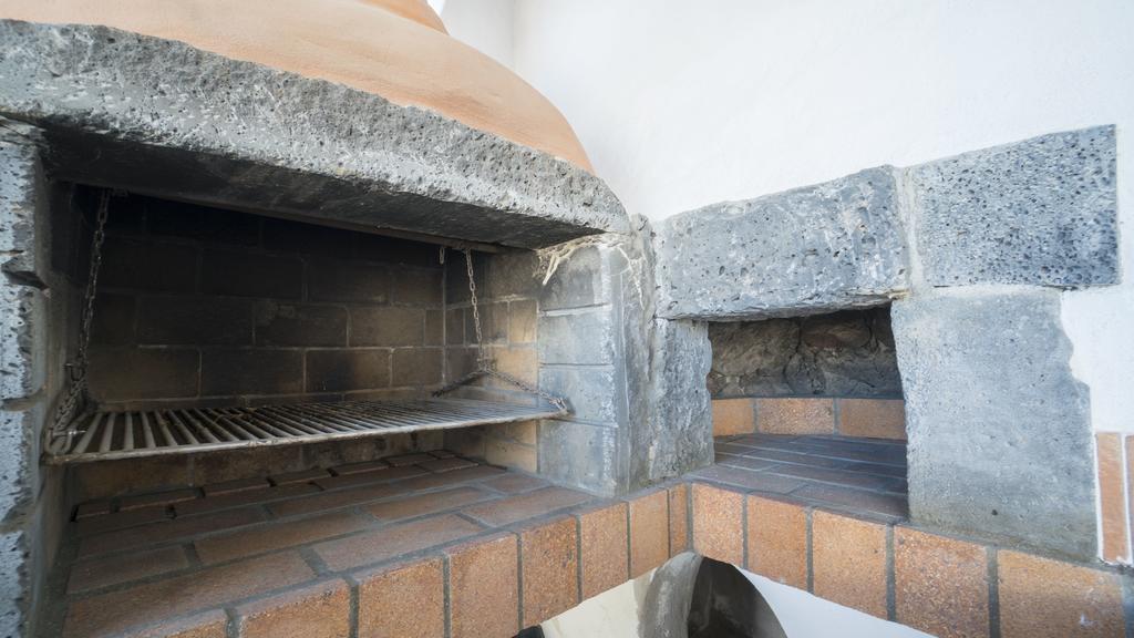 Villa With Amazing Views, Jacuzzi And Private Pool San Bartolomé エクステリア 写真
