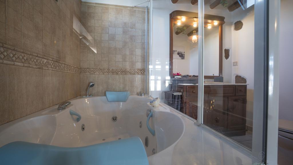 Villa With Amazing Views, Jacuzzi And Private Pool San Bartolomé エクステリア 写真